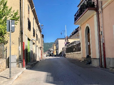 Foto Negozio in Via Roma 49, Fisciano Centro di 95 m² in affitto