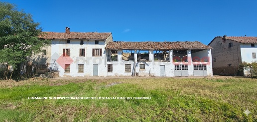 Foto Rustico in Strada vecchia di poirino 52, Villanova d'Asti di 520 m²
