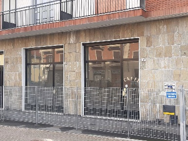 Foto Negozio in Via Cuneo 8, Nichelino di 90 m² in vendita
