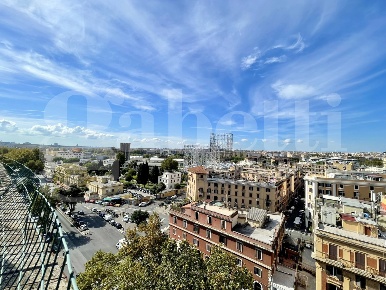 Foto Attico in Ostiense, Roma Ostiense di 70 m² con 2 locali in affitto