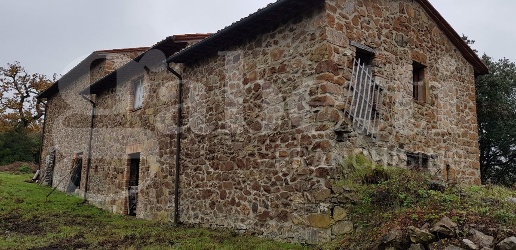 Foto Rustico in Via Toscana 8, Massa Marittima Prata di 330 m² in vendita