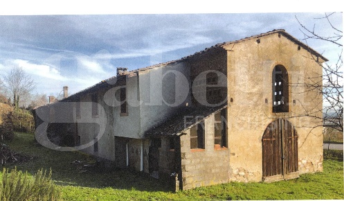 Foto Rustico a Buti Cascine La Croce di 489 m² con 9 locali in vendita