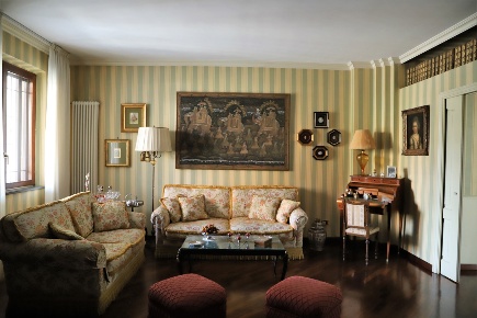 Foto Villa unifamiliare in Vicolo Antonio Joli 6, Caserta di 450 m²