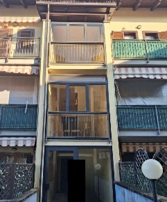 Foto Appartamento in Viale Partigiani, Volpiano di 38 m² con 4 locali