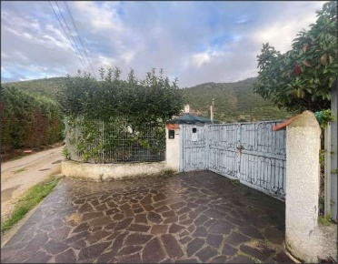 Foto Appartamento in VIA TRANO, Sperlonga di 97 m² con 4 locali in vendita