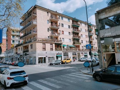 Foto Appartamento in Via dei Tulipani, Milano Giambellino di 44 m²