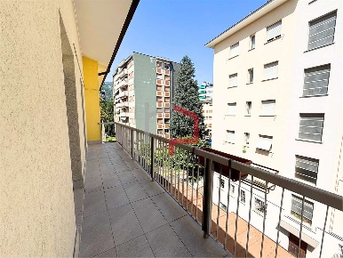 Foto Appartamento in Via Gaismair, Bolzano Gries - San Quirino di 118 m²