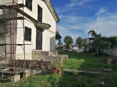 Foto Villa unifamiliare in Via Domiziana, Castel Volturno di 160 m²
