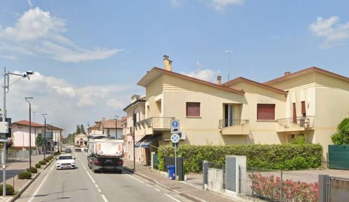 Foto Appartamento in Via Roma, Morgano Badoere di 210 m² con 9 locali