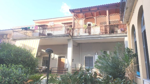 Foto Appartamento in via San Felice, Afragola di 175 m² con 4 locali
