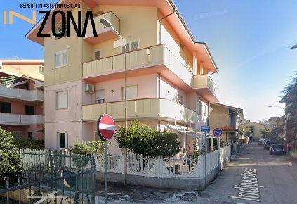 Foto Appartamento in Via dei Mille, Tortoreto Tortoreto Lido di 126 m²