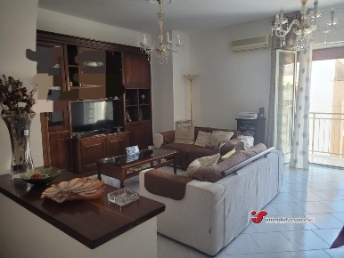 Foto Appartamento in VIA TIMEO, Palermo Partanna di 136 m² con 3 locali