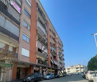 Foto Appartamento in Via Massimo Portalupi, Collegno di 114 m² con 4 locali