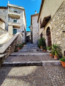 Foto Appartamento in via vittorio emanuele, Vico nel Lazio Centro di 67 m²