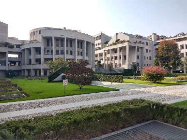 Foto Appartamento in Via Angelo Ramazzotti, Monza Parco di 160 m²