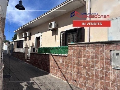 Foto Casa indipendente in VIA FALANTO 72, Statte di 145 m² con 4 locali