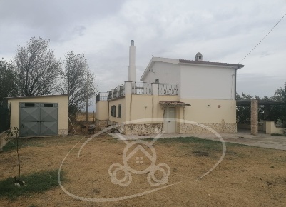 Foto Villa unifamiliare in contrada San Marchitto, Ordona di 244 m²
