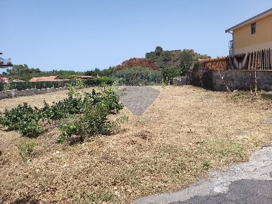 Foto Terreno agricolo in Via Giovanni Grasso, Pedara Centro di 3000 m²