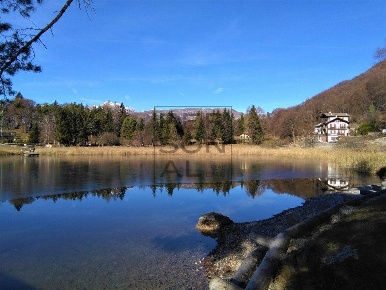 Foto Casa indipendente a Madruzzo Lagolo II di 250 m² con 10 locali