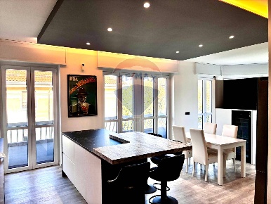 Foto Attico in CORSO DELLA VITTORIA, Novara Centro - Stazione di 170 m²