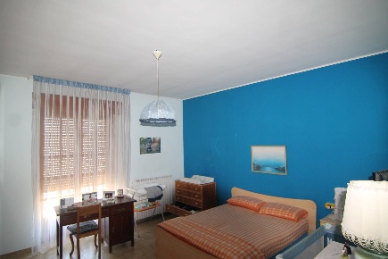 Foto Appartamento in VIA 4 NOVEMBRE, Carosino di 199 m² con 7 locali