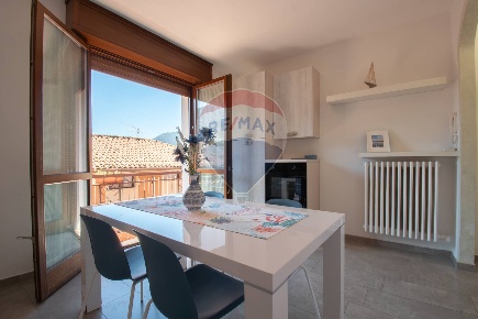 Foto Appartamento in Via Cesare Battisti, Sulzano di 64 m² con 2 locali