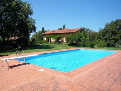 Foto Villa singola a Terranuova Bracciolini di 526 m² con 7 locali