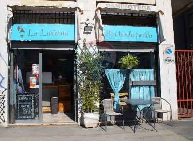 Foto Locale commerciale in VIA VAL MAIRA, Milano Prato Centenaro di 64 m²