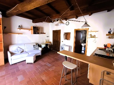 Foto Loft in Via Giuseppe Mazzini, Caprarola Centro di 26 m² con 1 locali