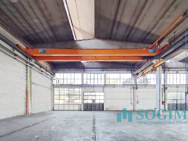 Foto Capannone industriale in Via Di Vittorio, Pieve Emanuele Fizzonasco