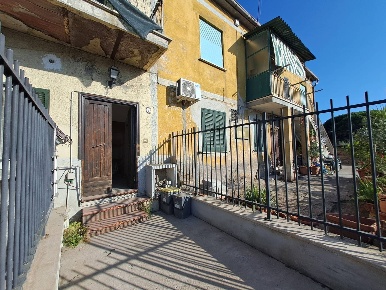Foto Appartamento in via santo spirito 7, Castel Gandolfo di 87 m²