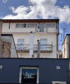 Foto Attività commerciale in Via ferrantelli, Palermo Centro di 160 m²
