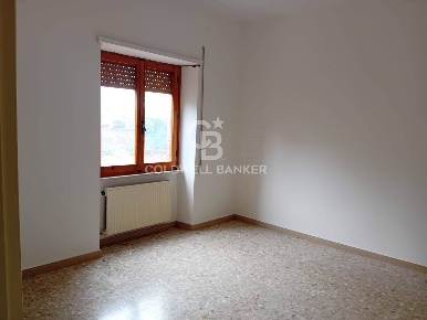 Foto Appartamento in Via Giacomo Matteotti, Capranica Centro di 104 m²