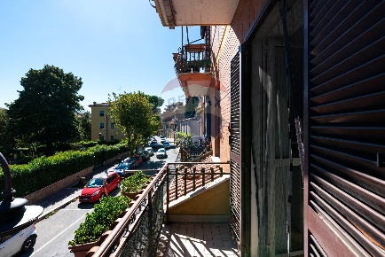 Foto Appartamento in via edmondo riva, Monterotondo di 67 m² con 3 locali