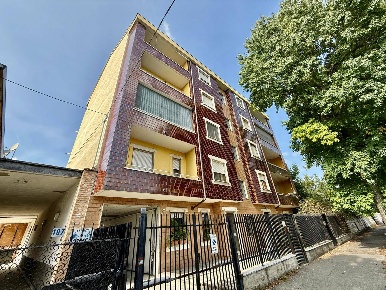 Foto Appartamento a Alessandria Cristo di 80 m² con 4 locali in vendita
