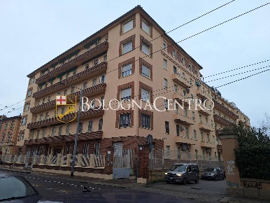 Foto Box in via Mazzini, Bologna Massarenti di 22 m² con 1 locali