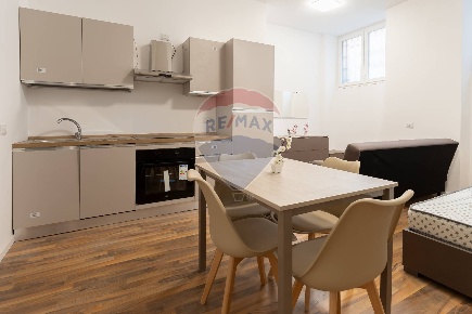 Foto Appartamento in Via San Mansueto, Milano Bocconi di 35 m² con 1 locali