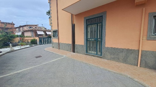 Foto Appartamento in via dante alighieri, Castel Gandolfo Centro di 60 m²