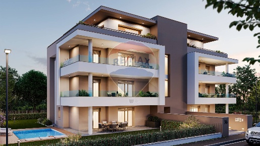 Foto Appartamento in Via Baracca, Sovico di 134 m² con 4 locali in vendita