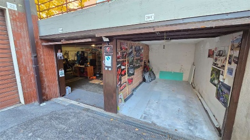 Foto Box in Via Niccolò Paganini, Perugia San Sisto - Lacugnano di 70 m²