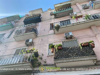 Foto Appartamento in Corso secondigliano, Napoli Secondigliano di 29 m²