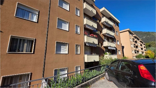Foto Appartamento in Via Quasimodo  5, Como Sagnino di 60 m² con 2 locali