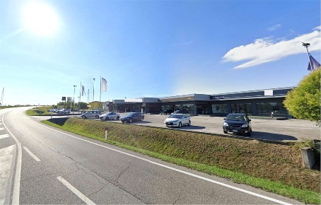 Foto Negozio in Viale treviso 7, Portogruaro Centro di 2300 m² con 5 locali