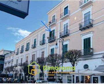Foto Appartamento in Corso Umberto I 109 80058 Torre Annunziata NA Italia,