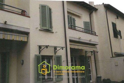 Foto Casa indipendente in Via Carlo Livi 26, Prato Soccorso di 292 m²