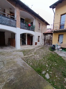 Foto Appartamento in Via Cesare Battisti 9, Alzate Brianza Centro di 91 m²
