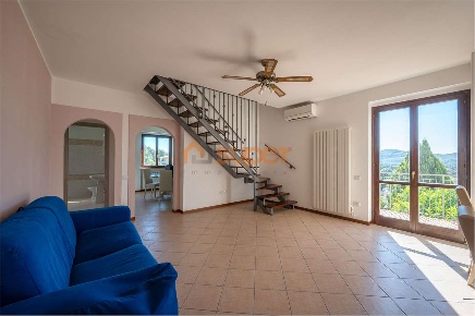Foto Appartamento in Via Luminosa, Perugia Casa del Diavolo di 117 m²