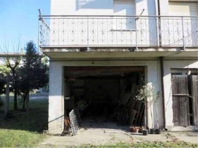 Foto Box in Piazza piave 12, Caorle Centro di 19 m² con 1 locali in vendita