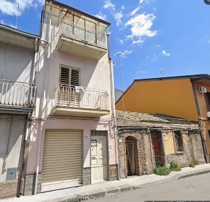 Foto Casa indipendente in via galliano, Randazzo Centro di 170 m²