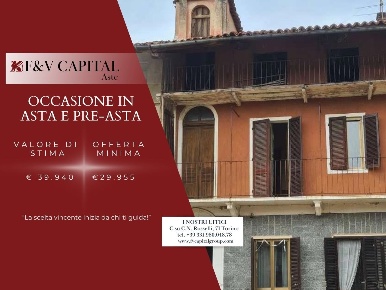 Foto Rustico in Via Candia, Vische di 214 m² con 7 locali in vendita
